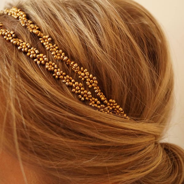 Headband / bandeau / serre tête - couronne-paquerettes dorées sur deux rangs "Porte dorée" Ligne8