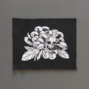 Chrysanthemum Flower patch, Japanese Punk, Patches, Patch, Sew on Patch, Punk Accessories, Punk Patches, punk vest