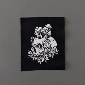 Skull Flower Patch - Aufnäher Geschenk für Jacke, Hut, Taschen, Kleidungszubehör