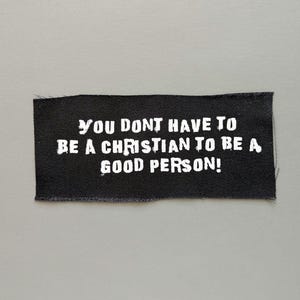 Patch citation bonne personne : accessoire punk religieux