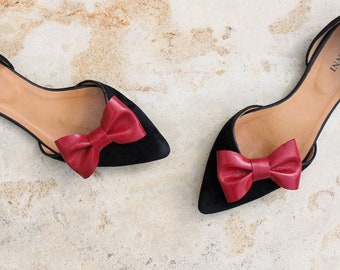 Red bow shoe clips, Glazed red leather shoe charms. Hostess gift idea  Large bow size of 8 cm