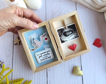 Personalized pregnancy announcement. New baby reveal Message Box. Family pregnancy announcement gift. Daddy, grandparents pregnancy reveal.