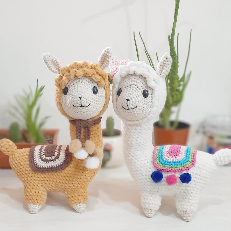 Ata and Juanita Alpacas, Amigurumi Pattern in PDF file image 1