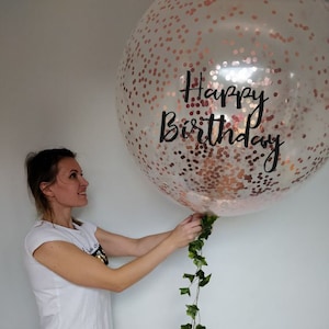 Globo de feliz cumpleaños, regalo de cumpleaños, regalo de fiesta, confeti, globos de oro rosa