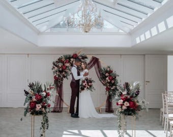 Arco de casamento circular resistente e dobrável, vem em uma bolsa.