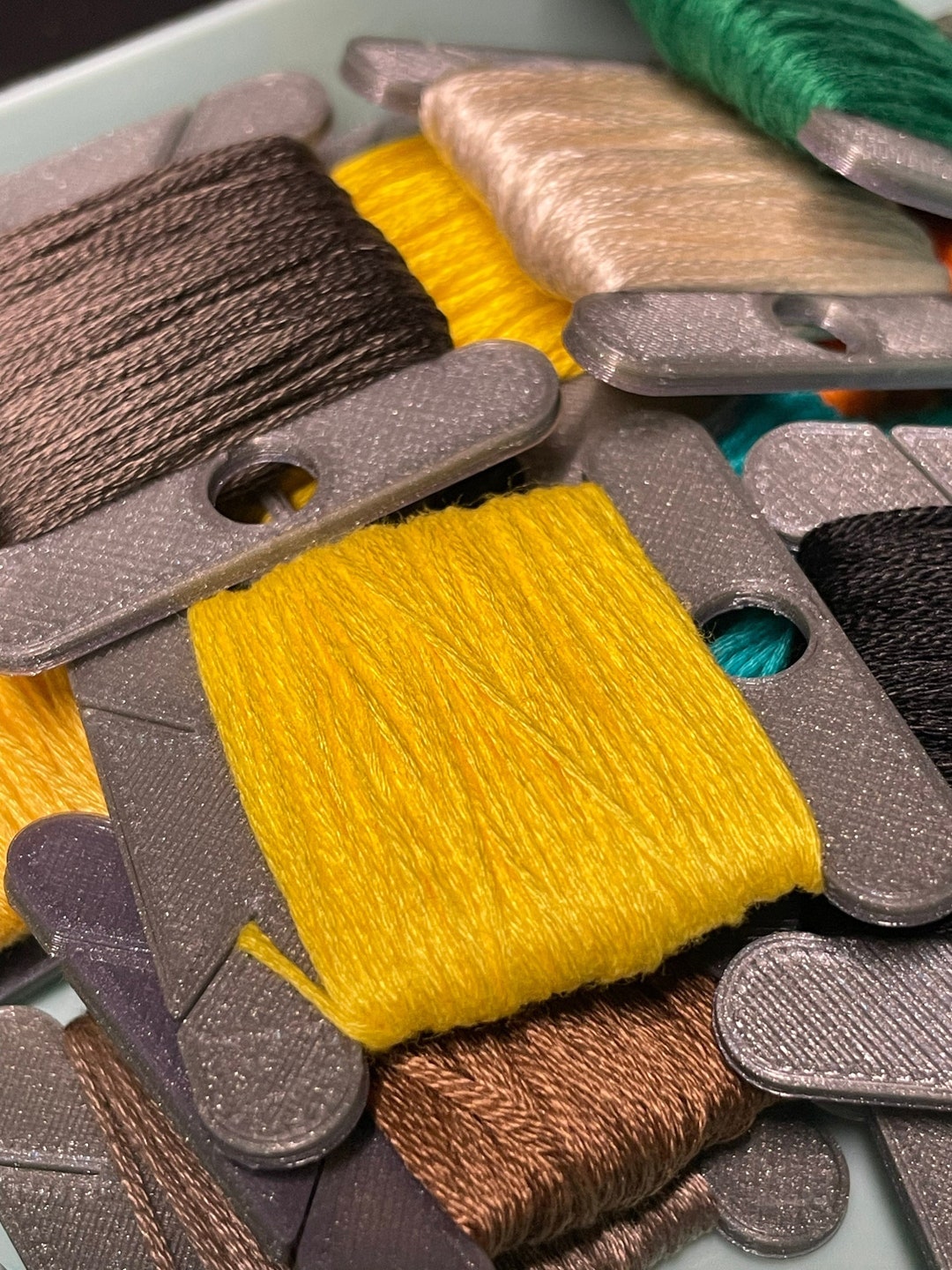 10 3D Printed Embroidery Floss Bobbins Embroidery Cross Stitch Sewing