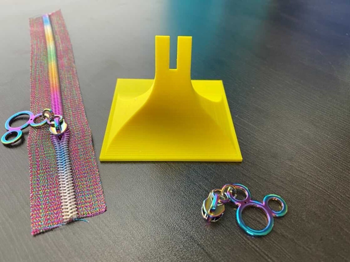 3d Printed Zipper Jig Sewing Jig Zipper Pull Jig Sewing Etsy