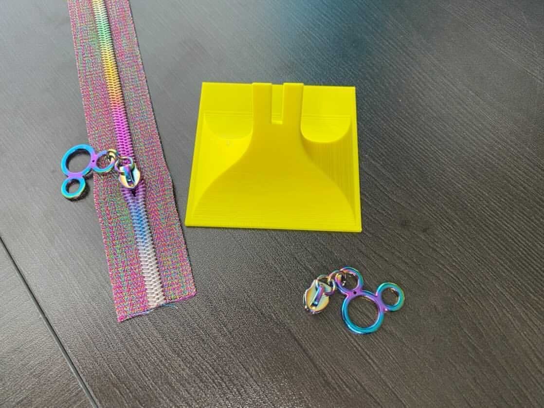 3d Printed Zipper Jig Sewing Jig Zipper Pull Jig Sewing Etsy