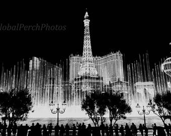 Bellagio Fountains at Night. Las Vegas.  Paris Hotel. Black and White.