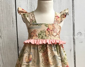Winnie the Pooh Dress, Disney Dress, Embroider Baby Girls Dress, Little Girls Dress, Pooh Party, Baby Dress, Disneyland, Disney World