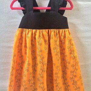 Baby Girls Dress, Halloween Dress, Girls Candy Corn Halloween Dress, Childs Dress, Little Girls Dress, Party Dress, Flutter Sleeve Dress