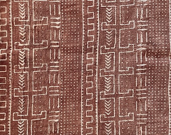 Letto per cani in tessuto di fango color ruggine / Extra Large