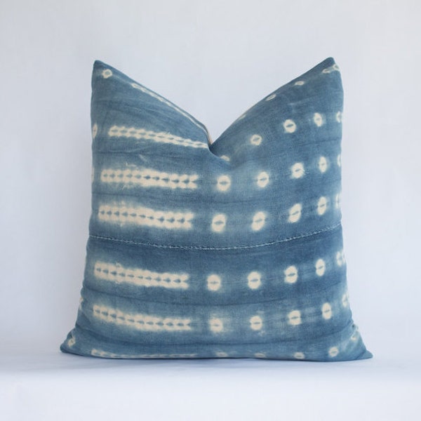 Indigo Tie-Dyed Mudcloth Pillow Cover with Insert / 18x18