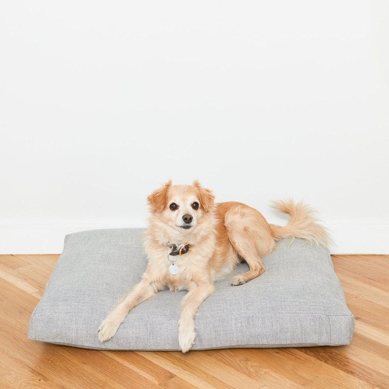 Linen Look Perennials Outdoor Fabric Dog Bed // Medium // Fog image 5