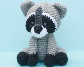 Ralph The Raccoon - Amigurumi Crochet Pattern