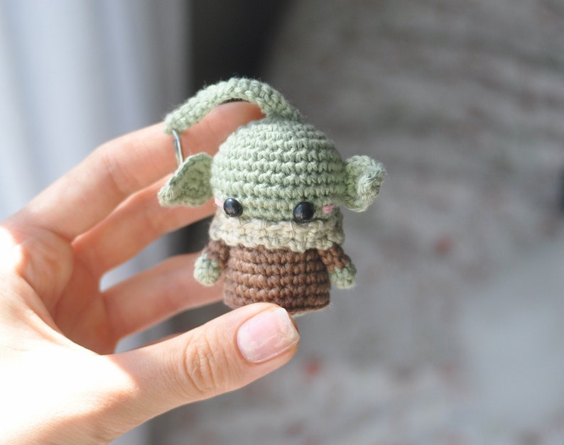 Baby Yoda Grogu CROCHET PDF PATTERN English image 4