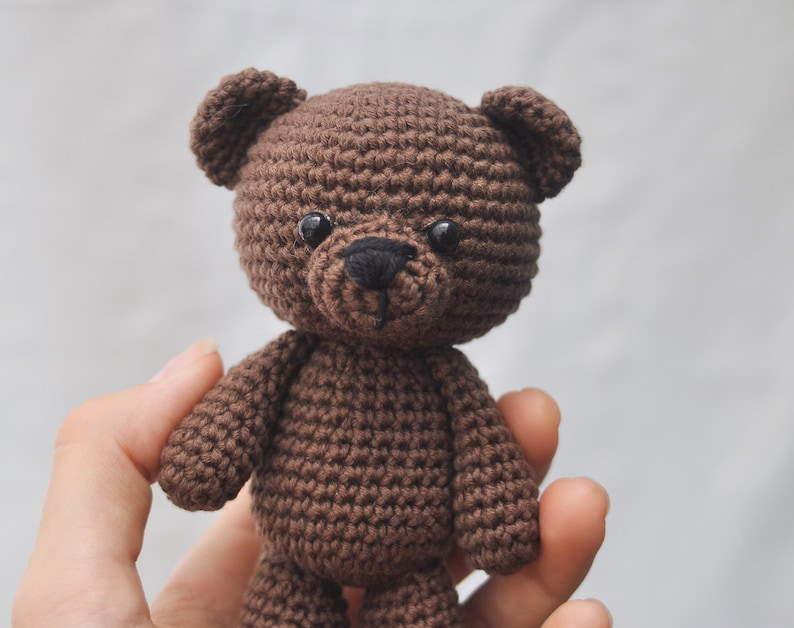 Florence the teddy bear CROCHET PDF PATTERN English image 3