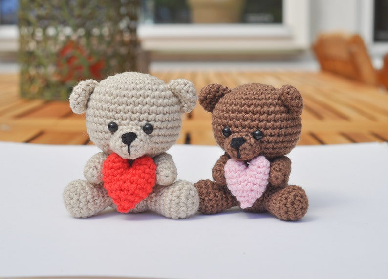 The Love Bear CROCHET PDF PATTERN English image 4