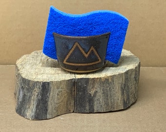 2 Peak Mountain Sponge Holder