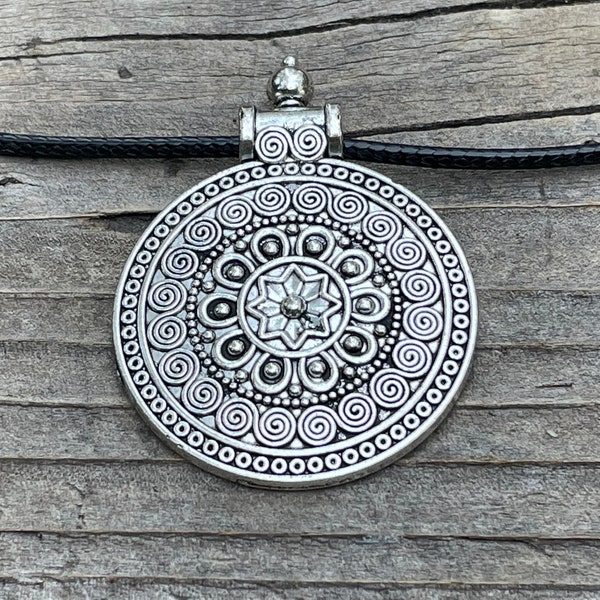 Silver Boho mandala pendant, Boho necklace, large pendant, large silver pendant, tribal pendant, Boho jewelry, hippie