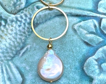 Freshwater pearl pendant, Gold and pearl necklace, pearl pendant, pearl Jewelry, gifts for women