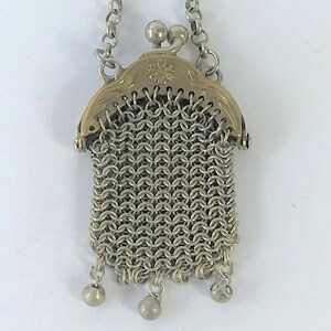 Vintage Miniature Silver Coloured Chain Mail Purse. Ideal for small doll.