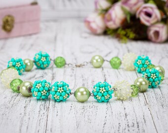 beaded Jewelry,Green and white necklace with seed beads. beaded necklace.  Handmadee, gift for women