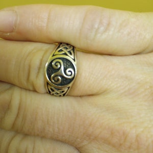 Celtic Triskelion Silver Ring
