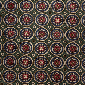 Vintage Medallion Silk Tie: Handmade Italian Luxury