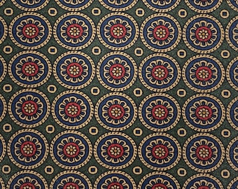 Vintage Medallion Silk Tie: Handmade Italian Luxury