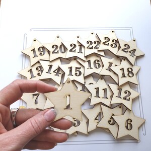 Numeri del calendario dell'avvento stella ciondolo in legno tagliato al laser ciondolo in legno