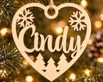 Personalisierter Herzanhänger Weihnachten aus Holz, Christbaumschmuck mit Namen, 10 cm