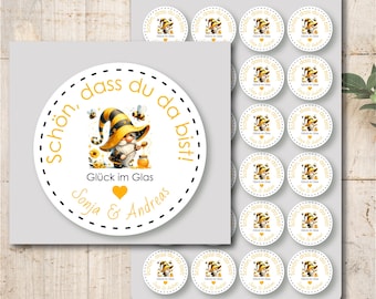 Personalized honey stickers "It's great that you're here!", gnome design, round, 4-8 cm, matte or glossy, self-adhesive, wedding favor