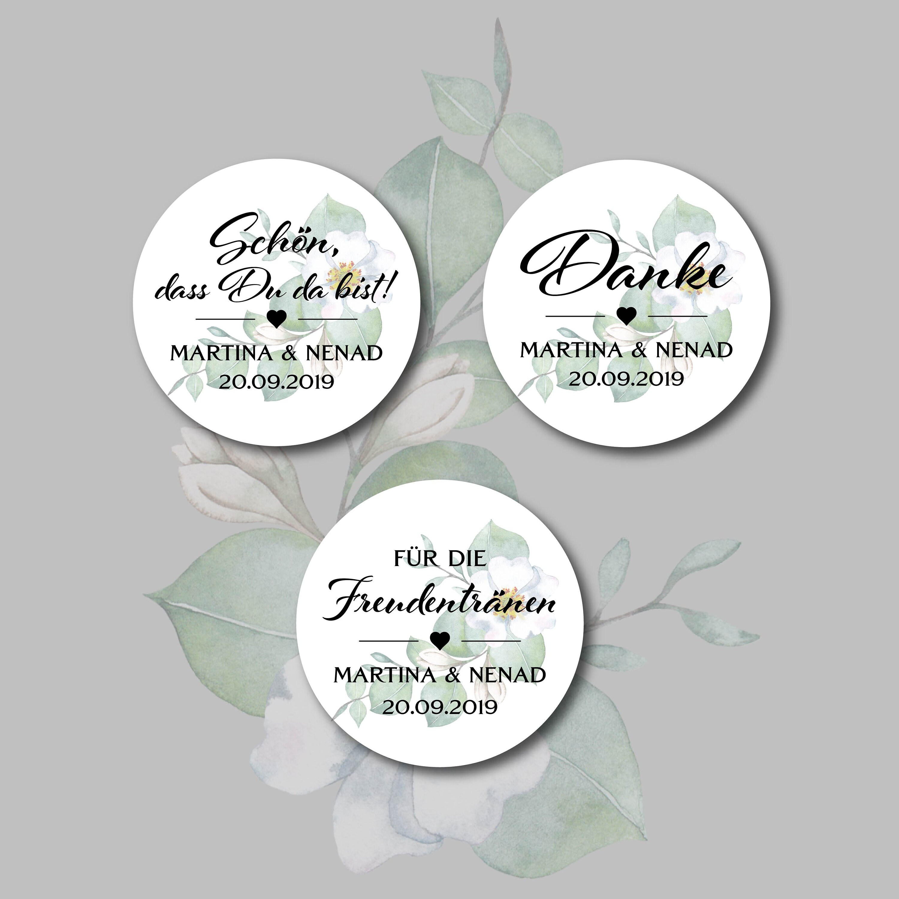 96 Stück Aufkleber „Schön Dass Du Da Bist“ Mit Eukalyptus-Muster – Selbstklebend, 5x1,8 Cm, Für Gastgeschenke Hochzeit Taufe (Gold & Grün)