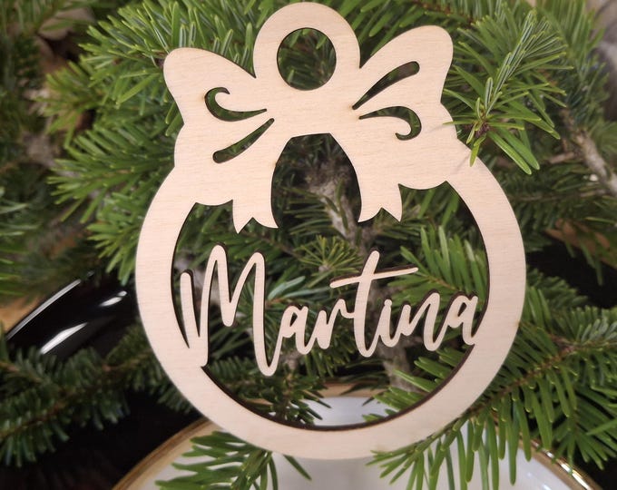Personalized wooden Christmas bauble pendant • Laser engraving • Christmas tree decoration with name – gift idea