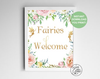 Könnte beinhalten: Druckbarer Schild mit floralem Rand und goldener Aufschrift "Feen Willkommen". Das Schild ist perfekt für eine Feen-Party oder Veranstaltung.