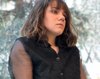 1980s black lace blouse/ 1980s button up blouse/ vintage shirt