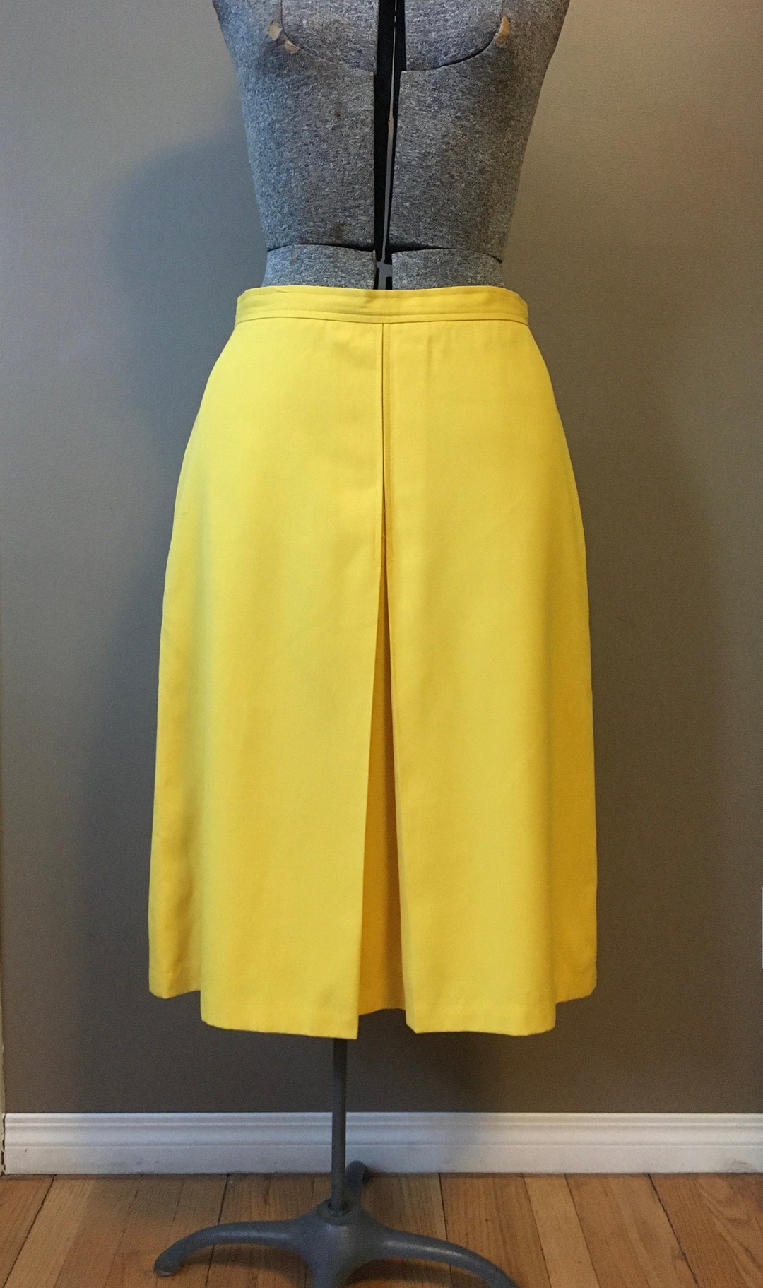 SALE 1960s Yellow A-line Skirt/ 1960s Louben Skirt/ Medium/ - Etsy ...