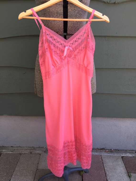 1950s hot pink slip/ 1950s 'Duchess' full-length s
