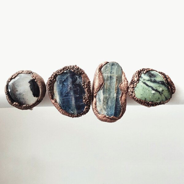 Vrouwen ring met edelsteen