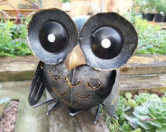 Grey Owl Tea light Candle Holder / Incense Burner - Ideal for Home or Garden