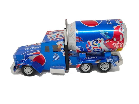 GARTON TOY CAMPANY製　PEPSI  COLAパッケージトラック GARTON TOY CAMPANY製 PEPSI COLAパッケージトラックの通販 by