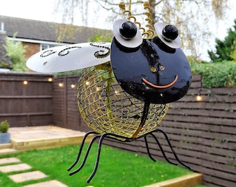 Bumble Bee Bird Feeder: Handmade Garden Decor