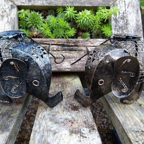Elephant Bird Feeder: Decorative Garden Art in Silver or Bronze