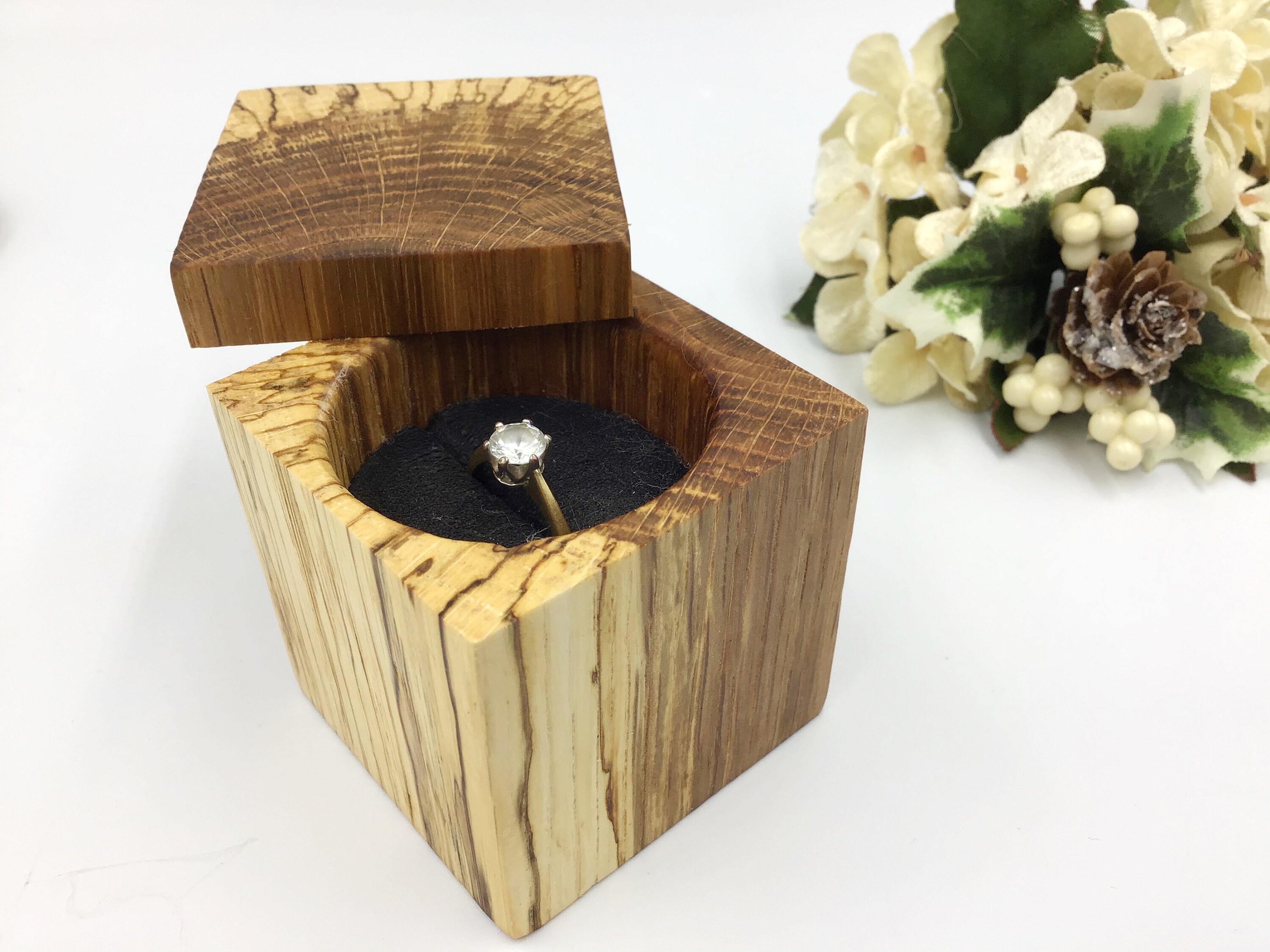 unusual ring box