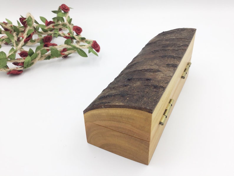 Trinket Treasure Chest Gift box Wooden jewelery box Birch wood Jewellery box Luxury wooden ring box Handmade Treasure chest Ring box