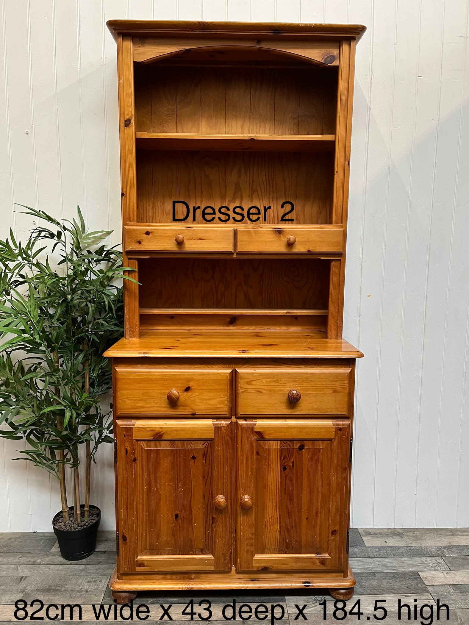 Wye pine 2024 welsh dressers