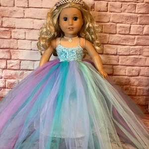 Robe de Quinceanera arc-en-ciel pour poupées de 18 pouces
