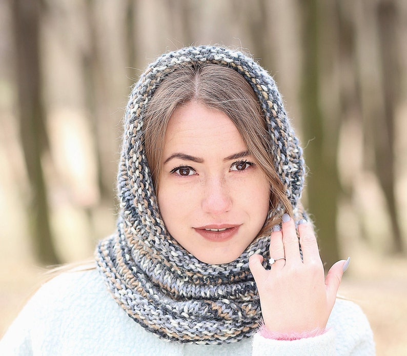Grey neck warmer, Hooded cowl, Infinity scarf men, Hooded scarf, Infinity scarf, Crochet cowl, Woolen snood image 2