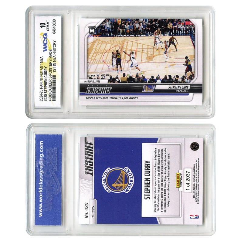Pode incluir: Um cart&atilde;o de troca de basquete de Stephen Curry da s&eacute;rie 2024-25 Panini Instant NBA. O cart&atilde;o apresenta uma foto de Curry em a&ccedil;&atilde;o na quadra, junto com seu nome, equipe e n&uacute;mero. O cart&atilde;o &eacute; numerado 430 e faz parte de um conjunto de edi&ccedil;&atilde;o limitada de 2037 cart&otilde;es.